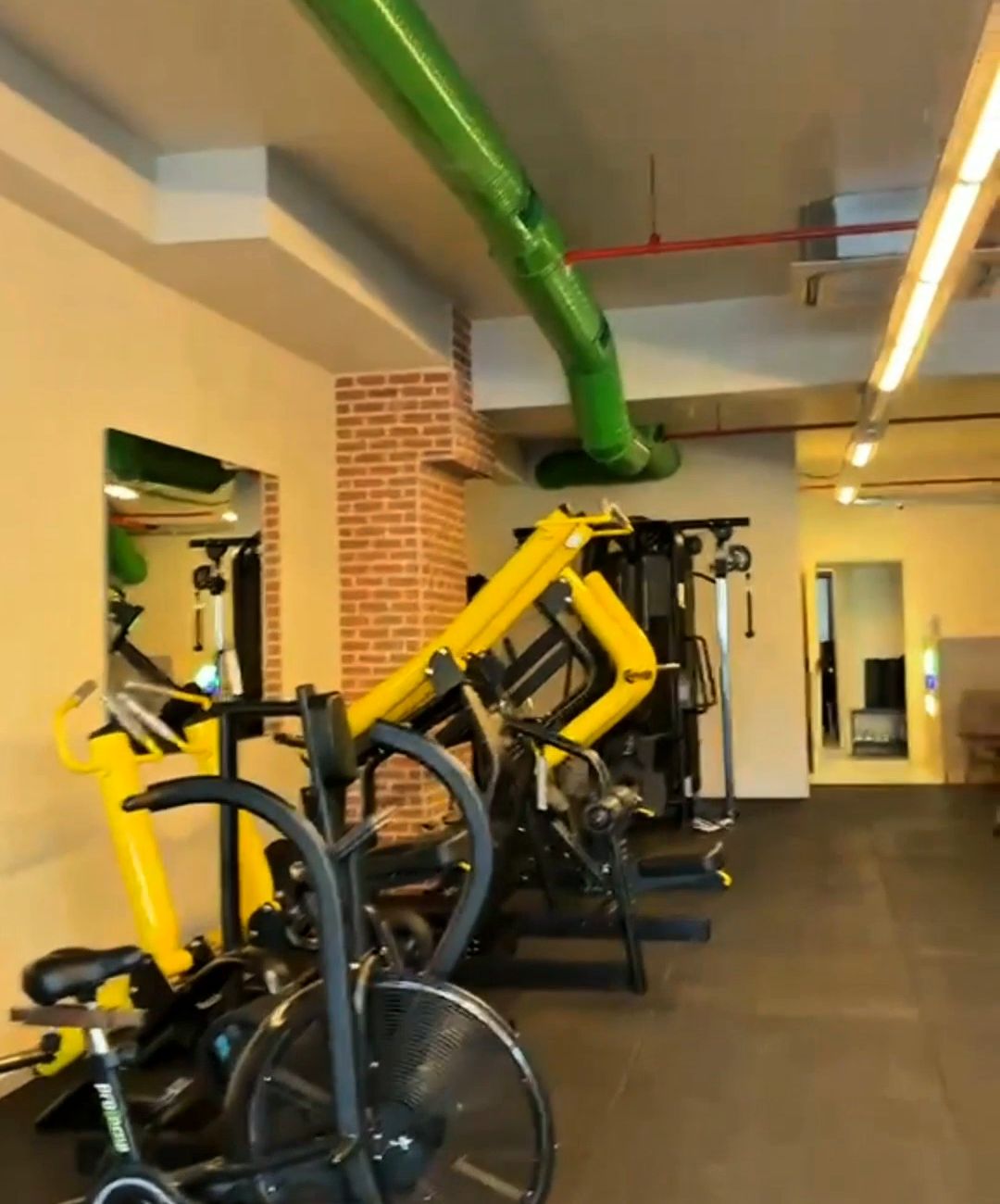 TechnoFit Bayrampaşa fitness alanı